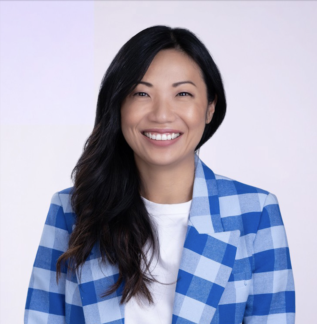 Expert 1